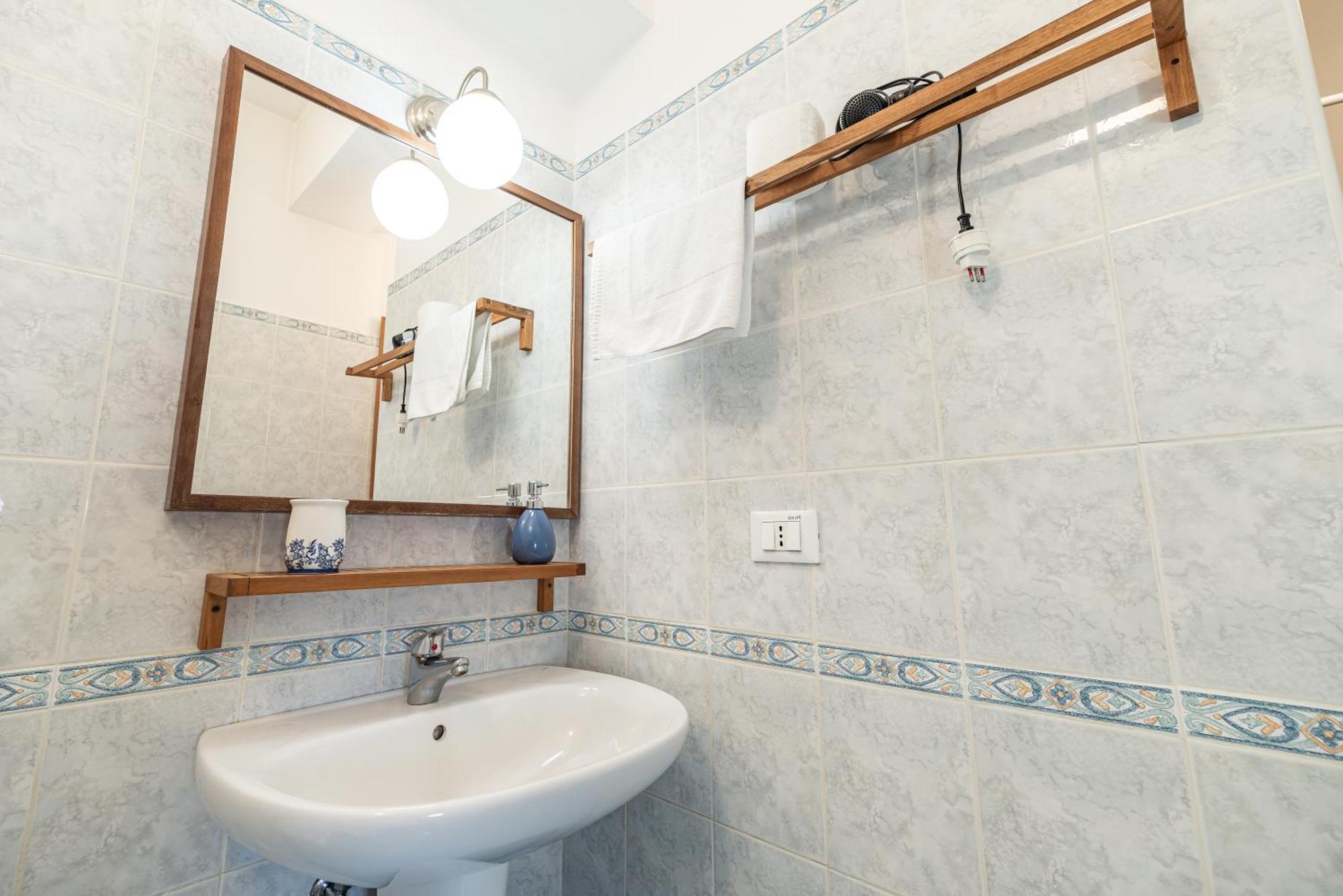 Domus Musia Apartment Milazzo Bagian luar foto