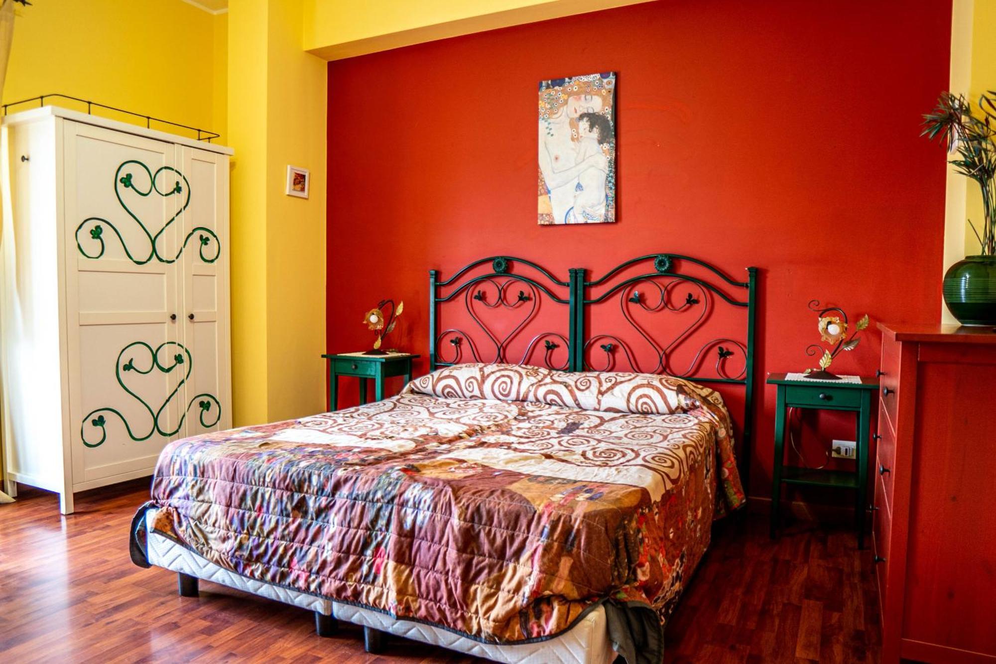 Domus Musia Apartment Milazzo Bagian luar foto