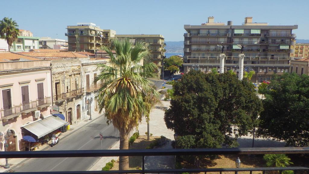 Domus Musia Apartment Milazzo Bagian luar foto