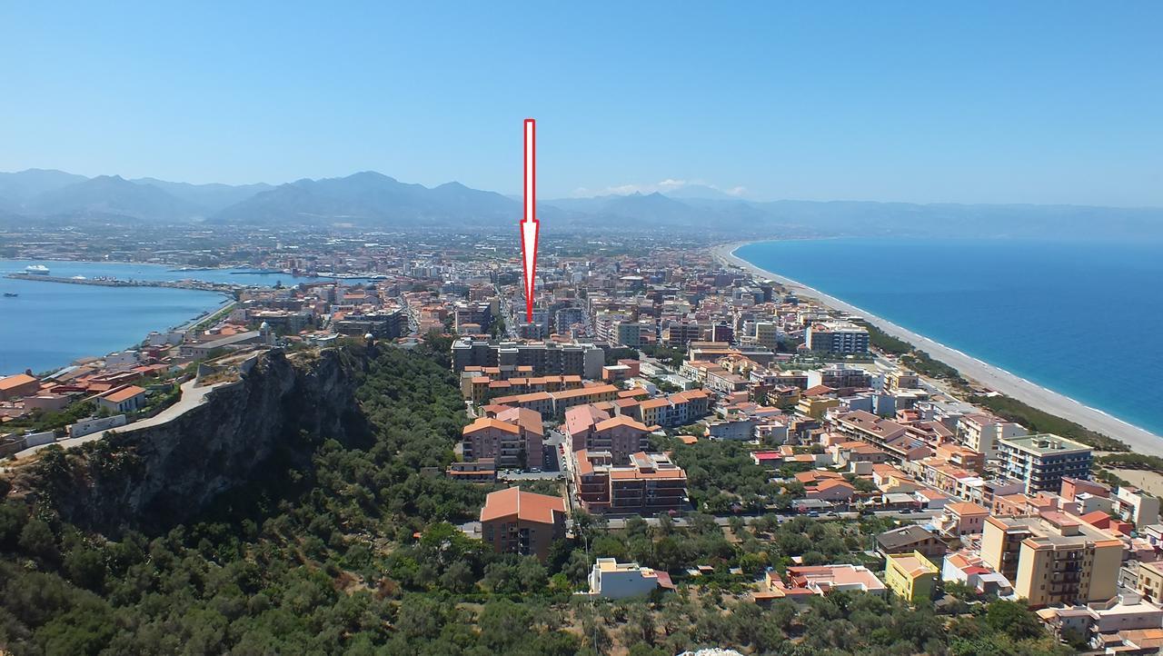 Domus Musia Apartment Milazzo Bagian luar foto